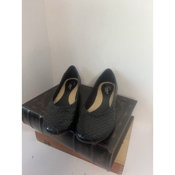 Trotters Shoes - Trotters Black Leather Woven Loafers 8.5‎ N (Narrow) Women's Flat Shoes